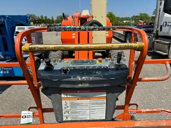 2016 JLG 450AJ Articulating Boom Lift