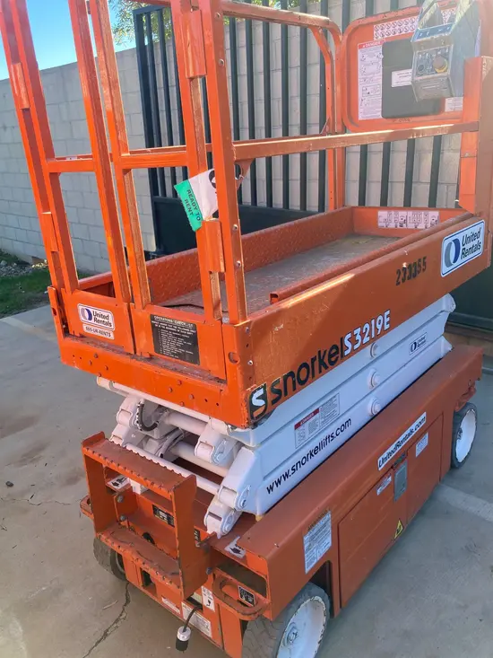 2019 Snorkel S3219E Scissor Lift