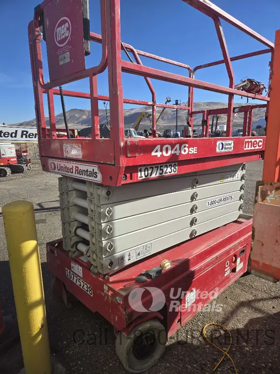2018 MEC 4046SE Scissor Lift