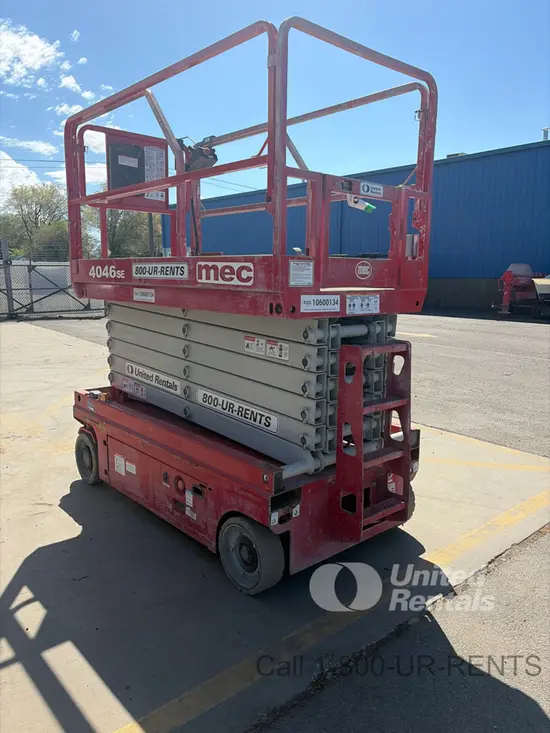 2017 MEC 4046SE Scissor Lift
