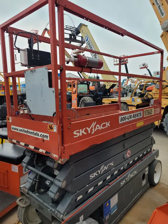 2018 Skyjack SJIII3226 Scissor Lift