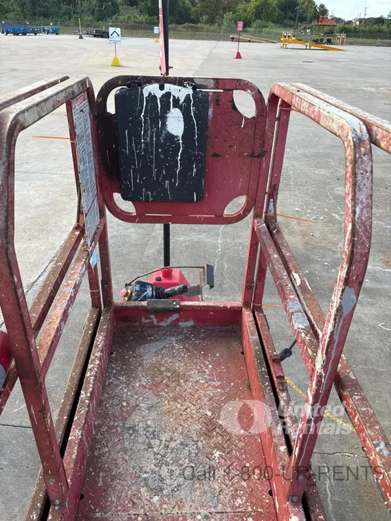 2018 MEC MICRO 19 Scissor Lift