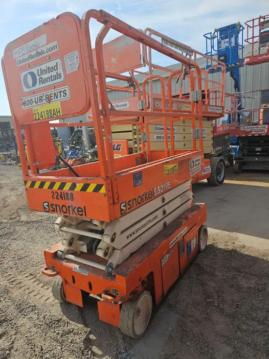 2019 Snorkel S3219E Scissor Lift