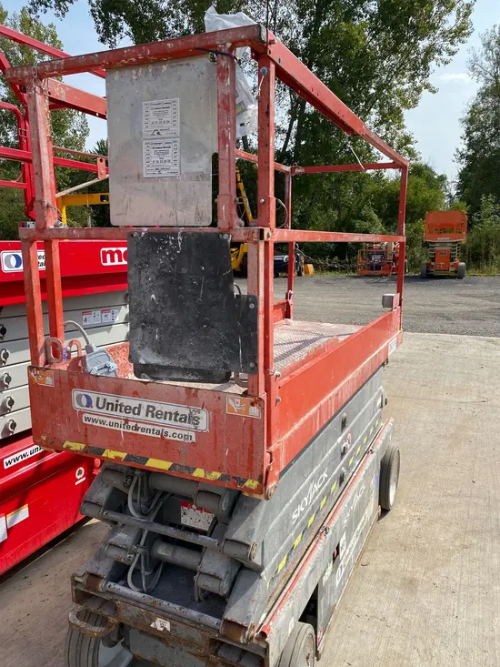 2017 Skyjack SJIII3226 Scissor Lift