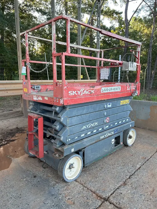 2017 Skyjack SJIII4632 Scissor Lift