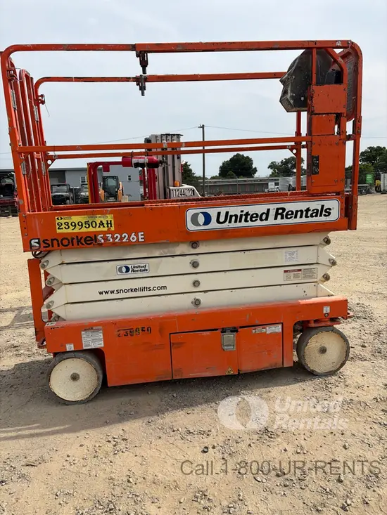 2019 Snorkel S3226E Scissor Lift