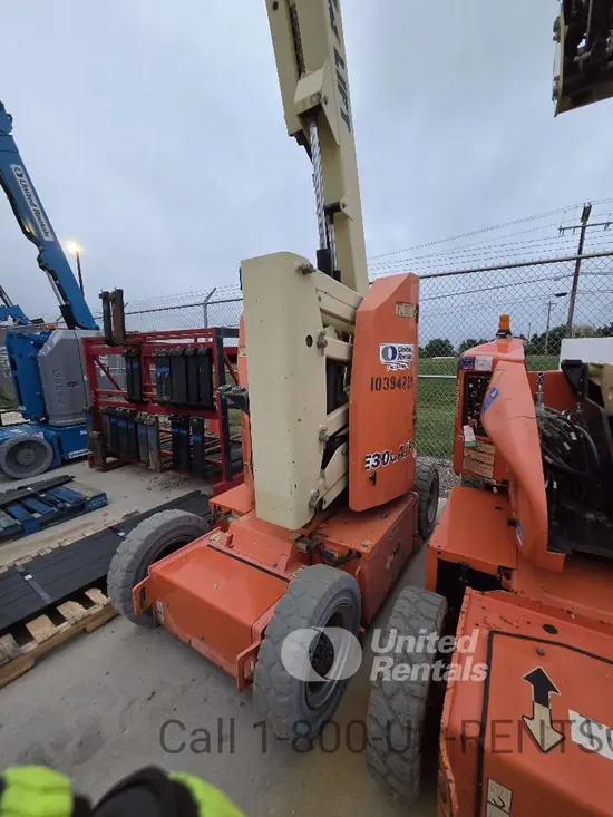 2015 JLG E300AJP Articulating Boom Lift