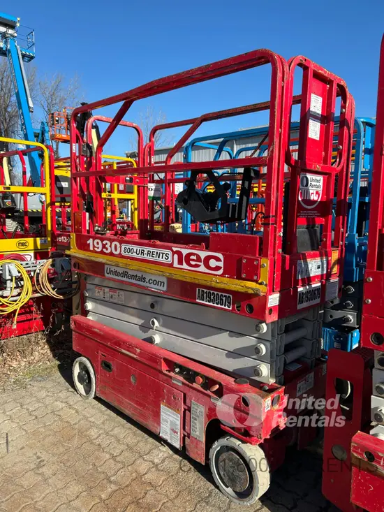 2017 MEC 1930SE Scissor Lift