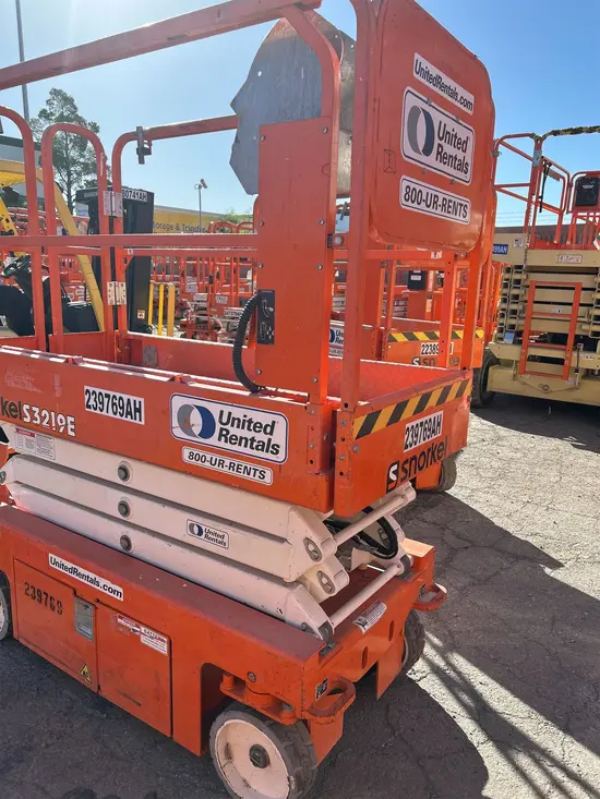 2019 Snorkel S3219E Scissor Lift