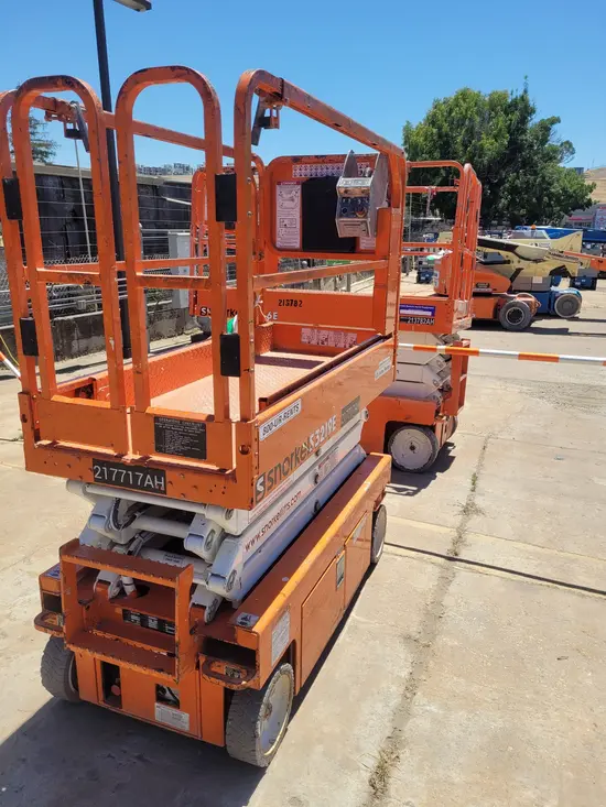 2018 Snorkel S3219E Scissor Lift