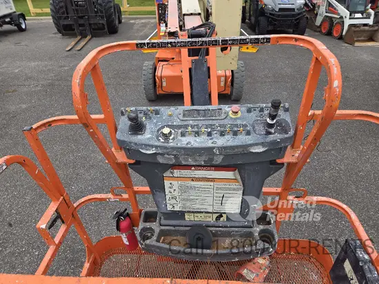 2016 JLG E450AJ Articulating Boom Lift