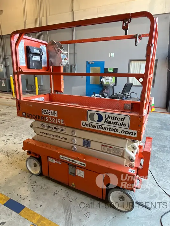 2018 Snorkel S3219E Scissor Lift
