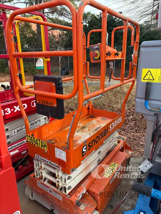 2019 Snorkel S3010E Scissor Lift
