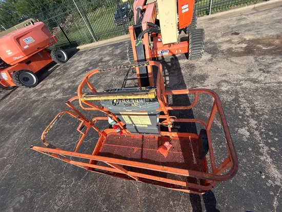 2017 JLG 450AJ Articulating Boom Lift