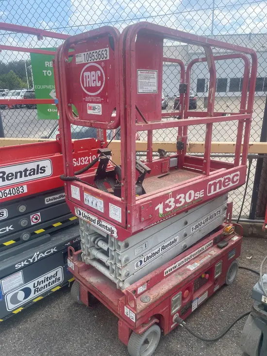 2019 MEC 1330SE Scissor Lift