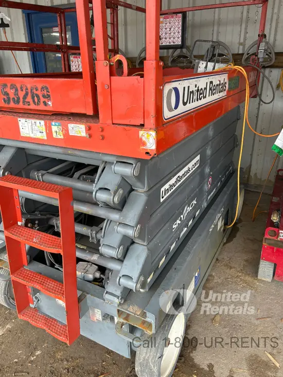2017 Skyjack SJIII4740 Scissor Lift