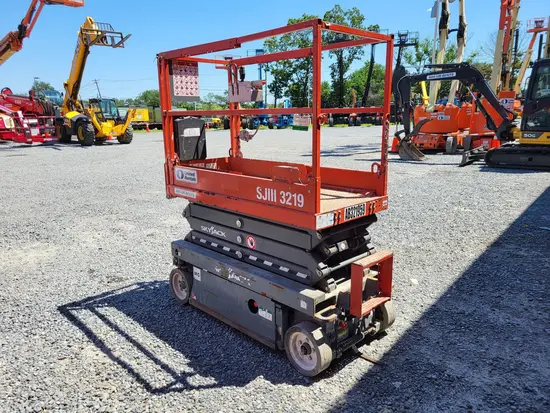 2017 Skyjack SJIII3219 Scissor Lift