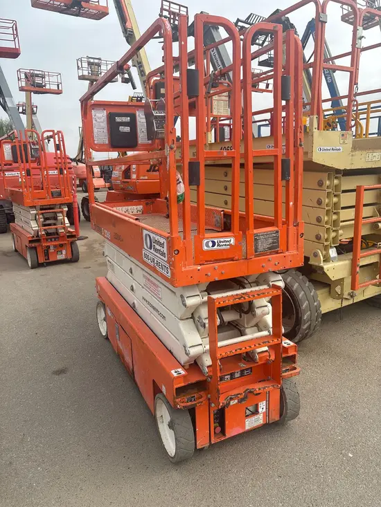 2019 Snorkel S3226E Scissor Lift