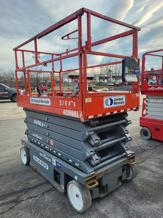 2017 Skyjack SJIII4740 Scissor Lift