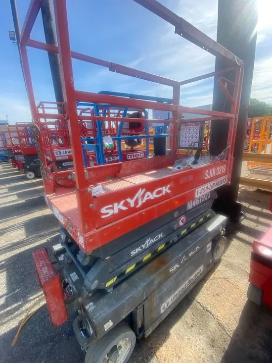 2016 Skyjack SJIII3219 Scissor Lift