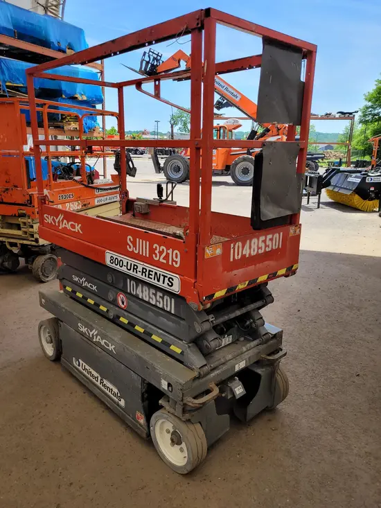 2016 Skyjack SJIII3219 Scissor Lift