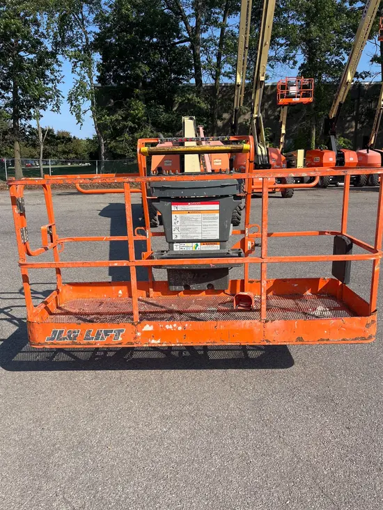 2018 JLG 800S Boom Lift