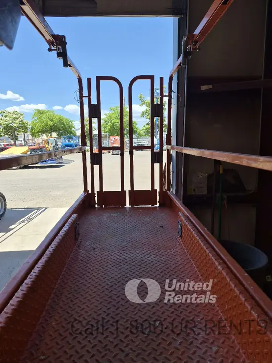 2019 Snorkel S3226E Scissor Lift