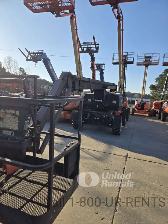 2018 JLG 800AJ Articulating Boom Lift