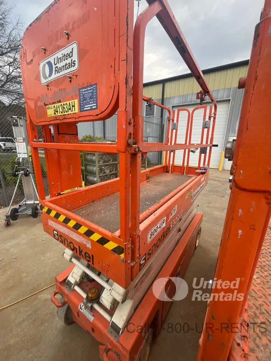 2019 Snorkel S3226E Scissor Lift