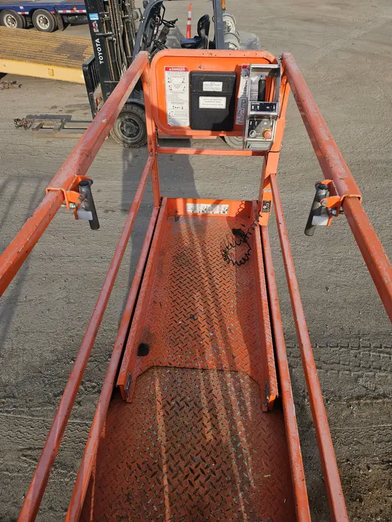 2019 Snorkel S3226E Scissor Lift