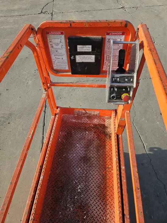 2019 Snorkel S3226E Scissor Lift
