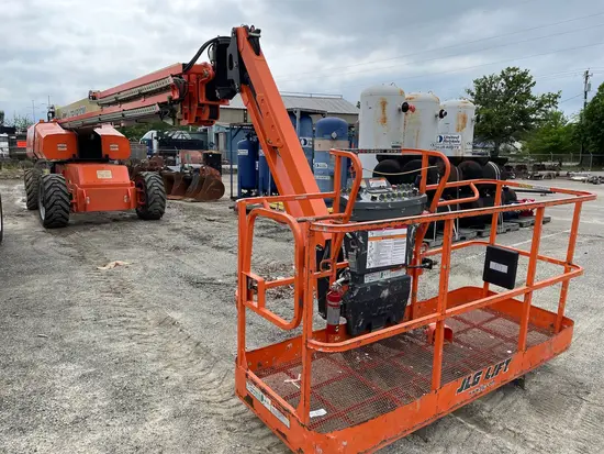 2011 JLG 1350SJP Boom Lift