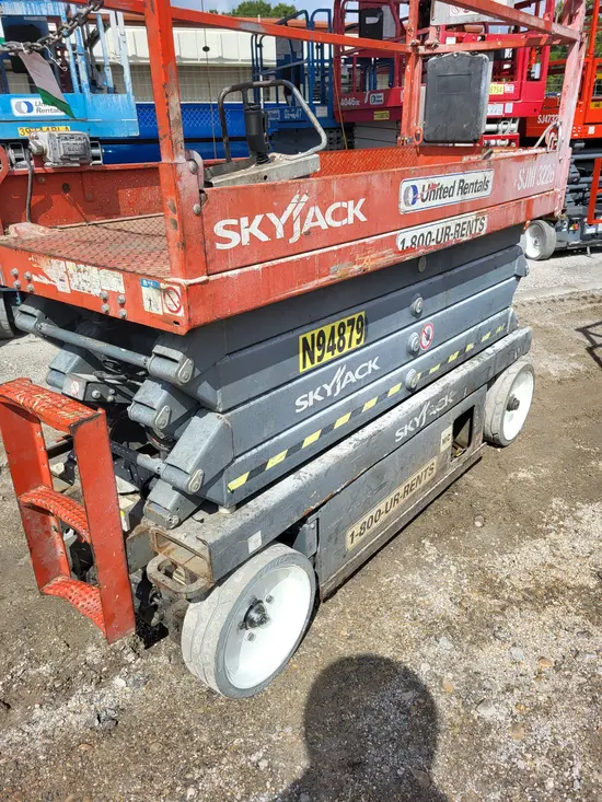 2016 Skyjack SJIII3226 Scissor Lift
