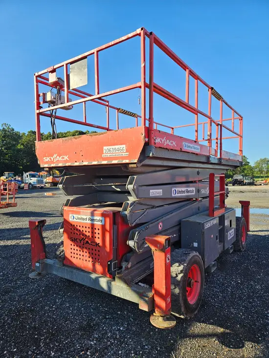 2017 Skyjack SJ9250RT Rough Terrain Scissor Lift