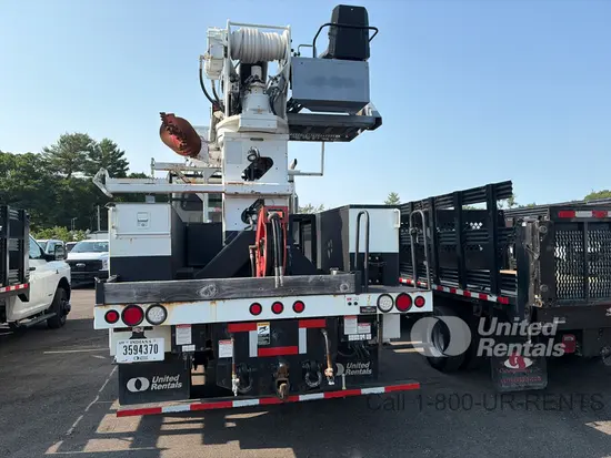 2015 Freightliner M2-106 Digger Derrick