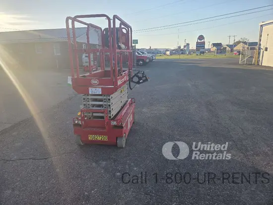 2018 MEC MICRO 19 Scissor Lift