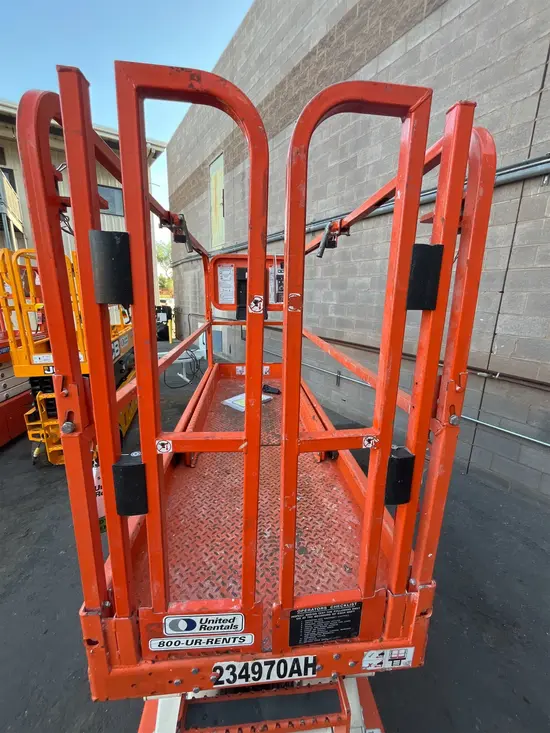 2019 Snorkel S3226E Scissor Lift
