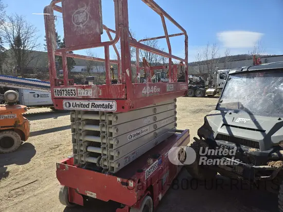 2019 MEC 4046SE Scissor Lift