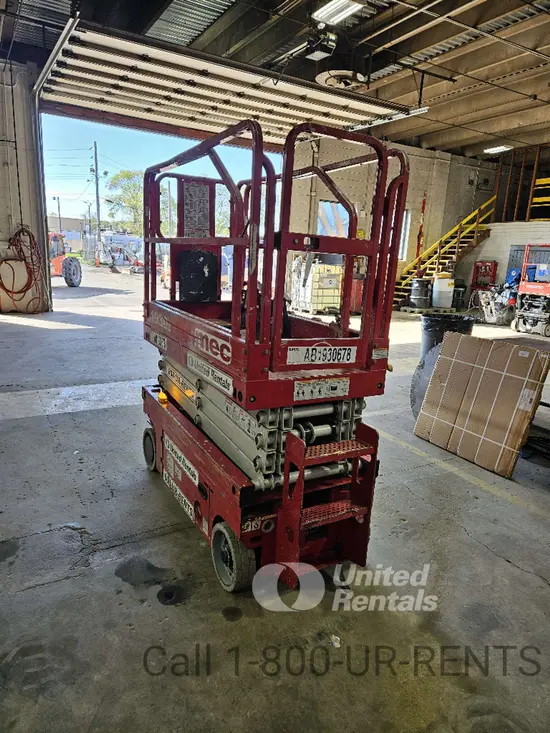 2017 MEC 1930SE Scissor Lift