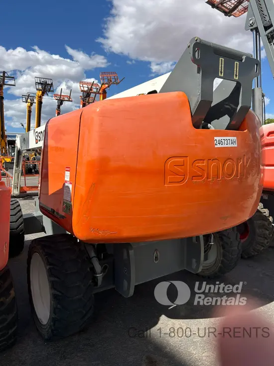 2020 Snorkel 660SJ Boom Lift