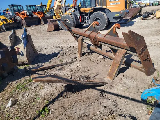 2005 Case FRK-644/821