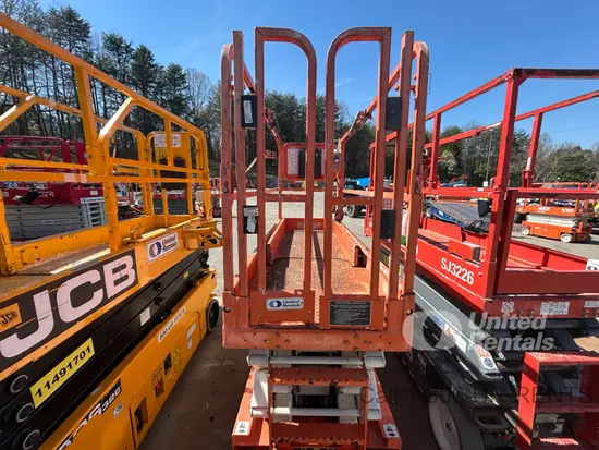 2019 Snorkel S3226E Scissor Lift