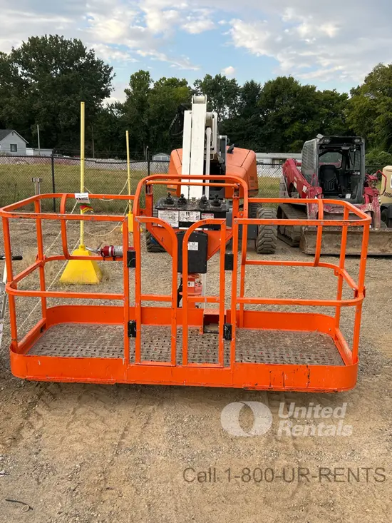 2019 Snorkel 660SJ Boom Lift