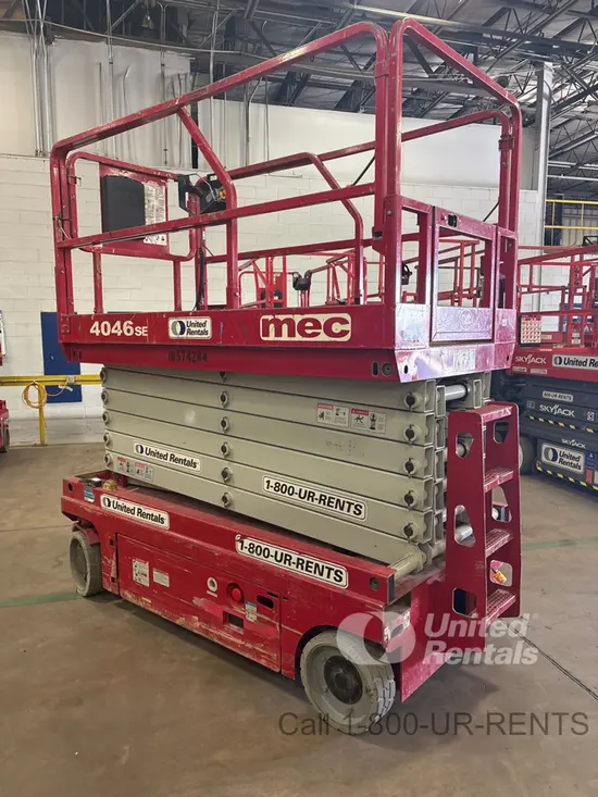 2017 MEC 4046SE Scissor Lift