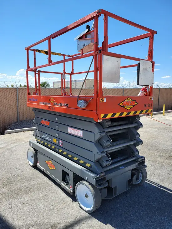 2017 Skyjack SJIII4740 Scissor Lift