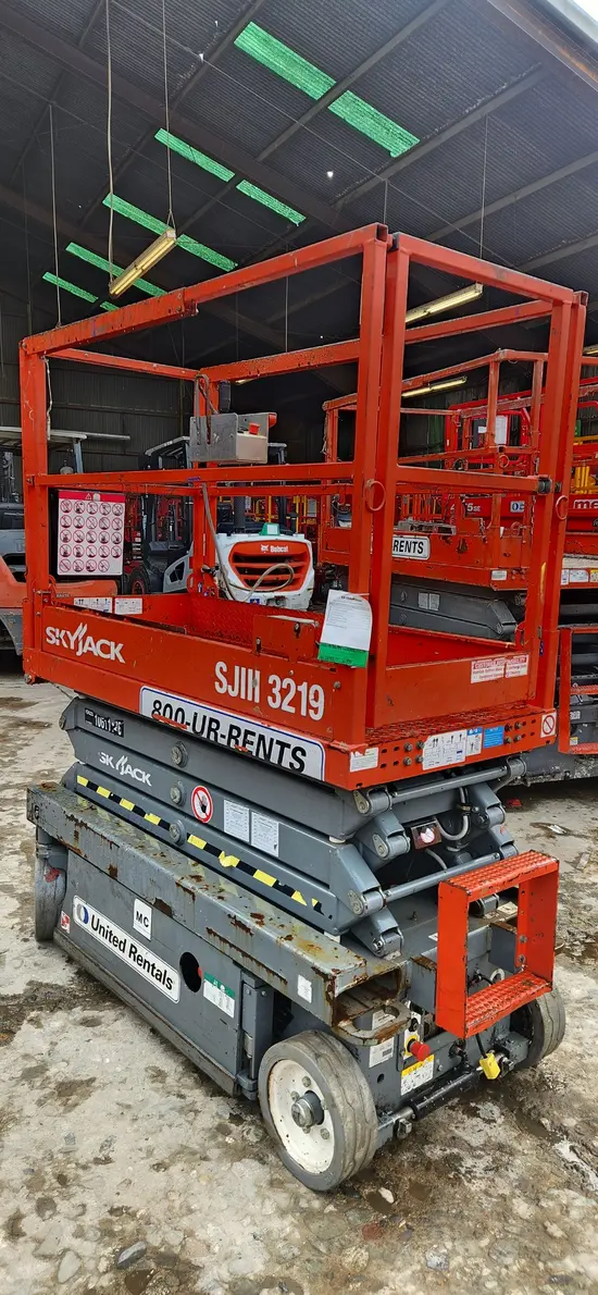 2017 Skyjack SJIII3219 Scissor Lift