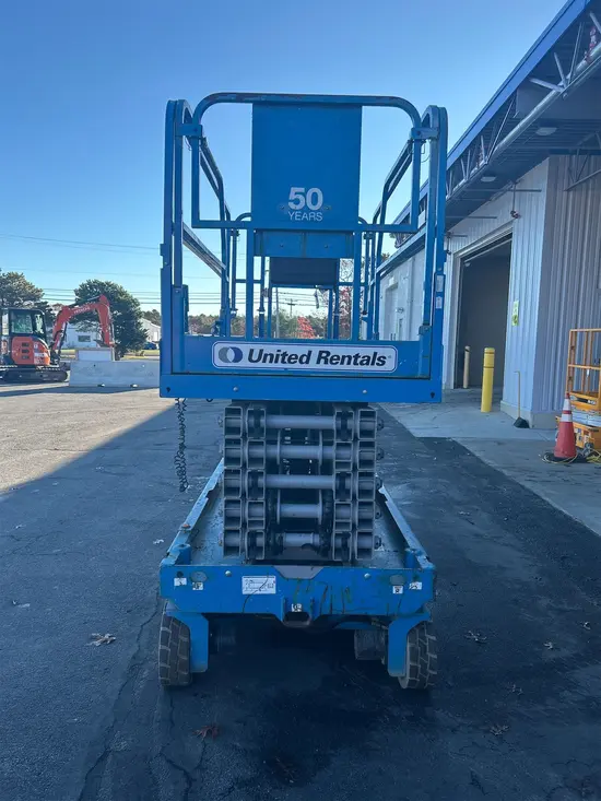 2016 Genie GS-4047 Scissor Lift