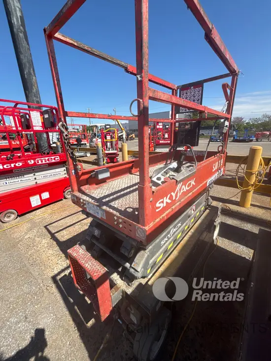 2016 Skyjack SJIII3219 Scissor Lift