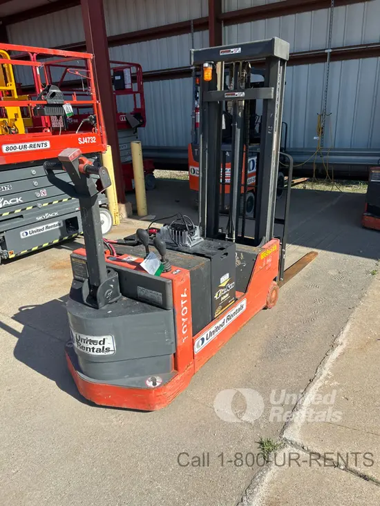 2018 Toyota 6BWC20 Warehouse Forklift