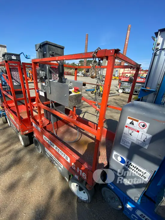2017 Skyjack SJ16 Self-Propelled One-Person Lift